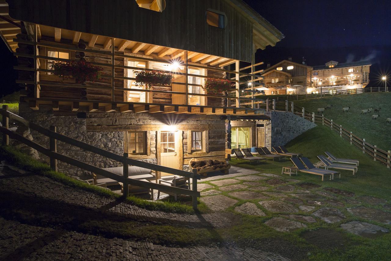 Chalet-Hotel Borgo Eibn Mountain Lodge, The Originals Relais Sauris Exteriör bild